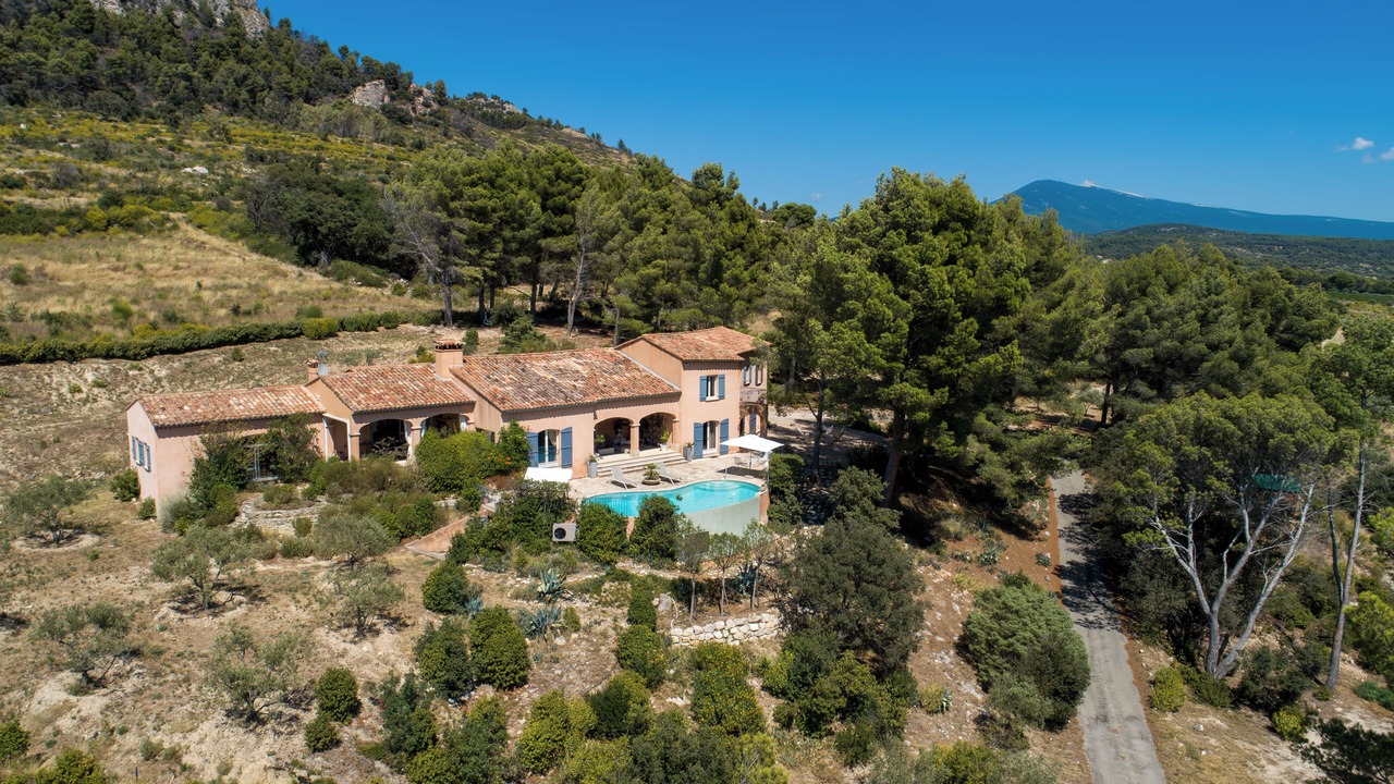 Photo of Outdoor in Saint-Hippolyte-le-Graveyron