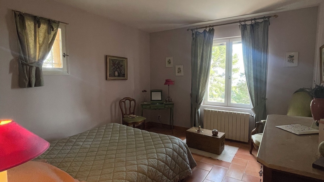 Photo of Bedroom in Saint-Hippolyte-le-Graveyron