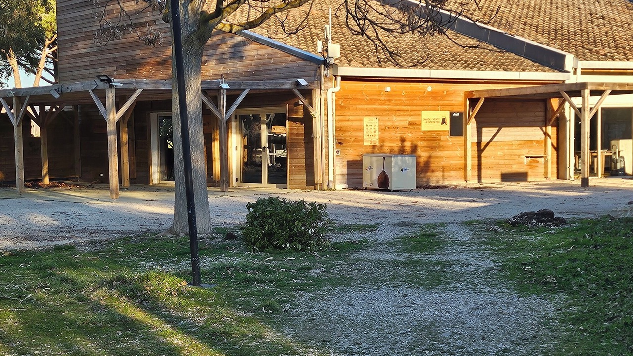 Photo of Outdoor in La Roque-d'Antheron