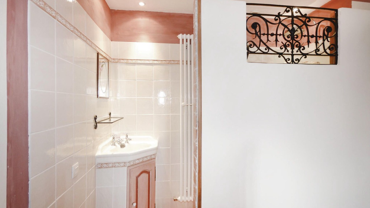 Photo of Bathroom in Venasque