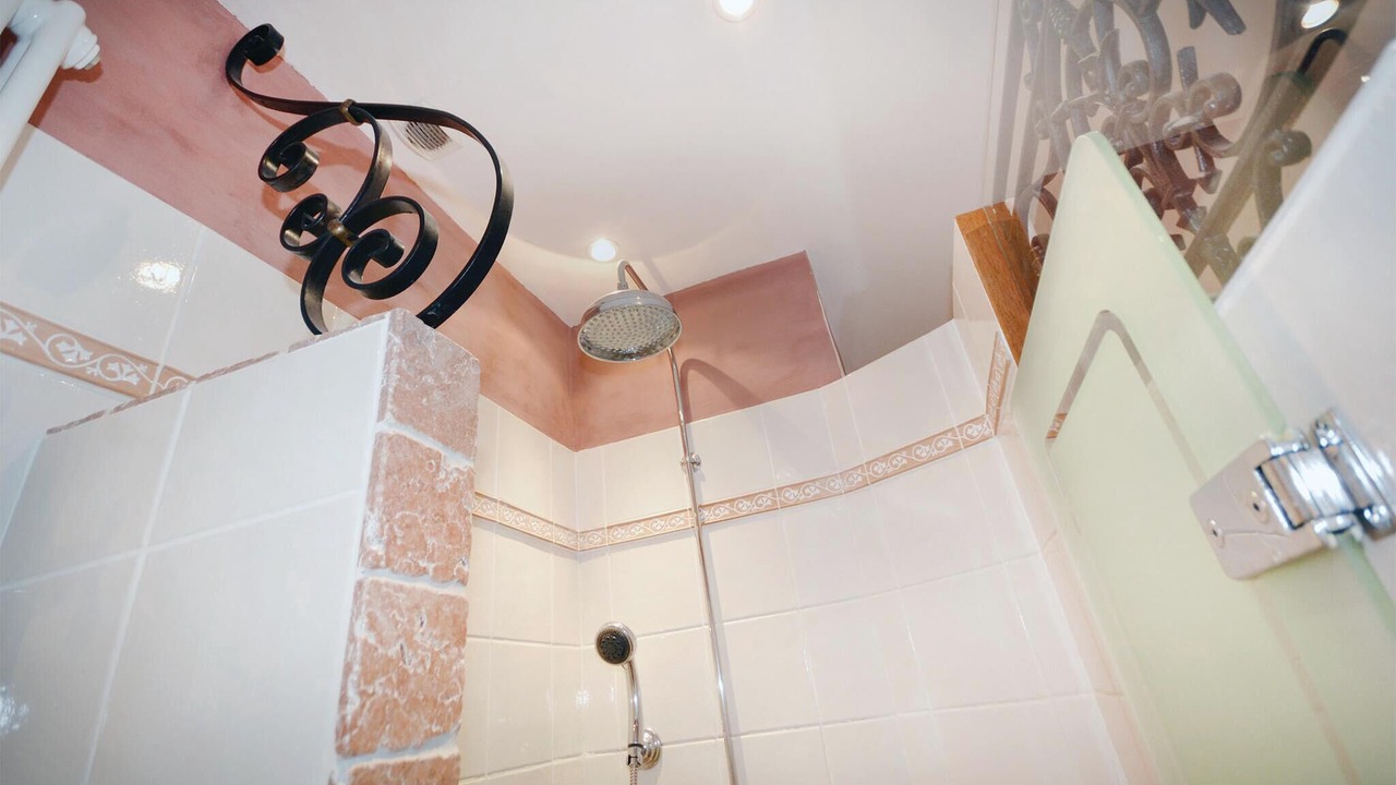 Photo of Bathroom in Venasque