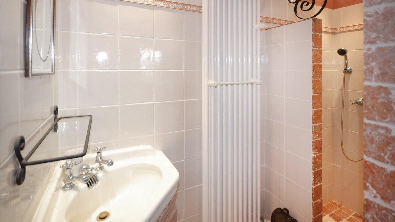 Photo of Bathroom in Venasque