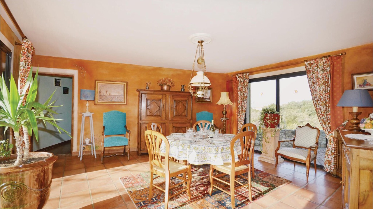 Photo of Bedroom in Venasque