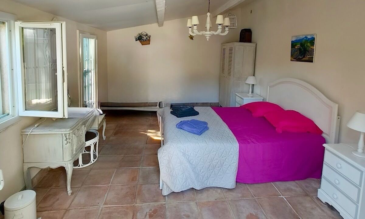 Photo of Bedroom in Trans-en-Provence