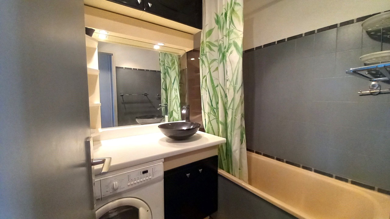 Photo of Bathroom in Miramar