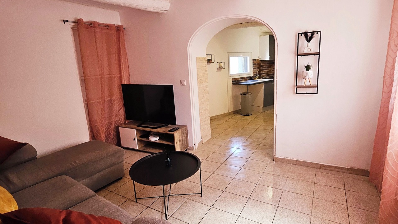 Photo of Livingroom in Caumont-sur-Durance