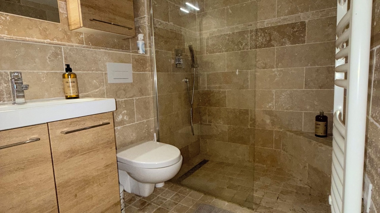Photo of Bathroom in Les Baumettes
