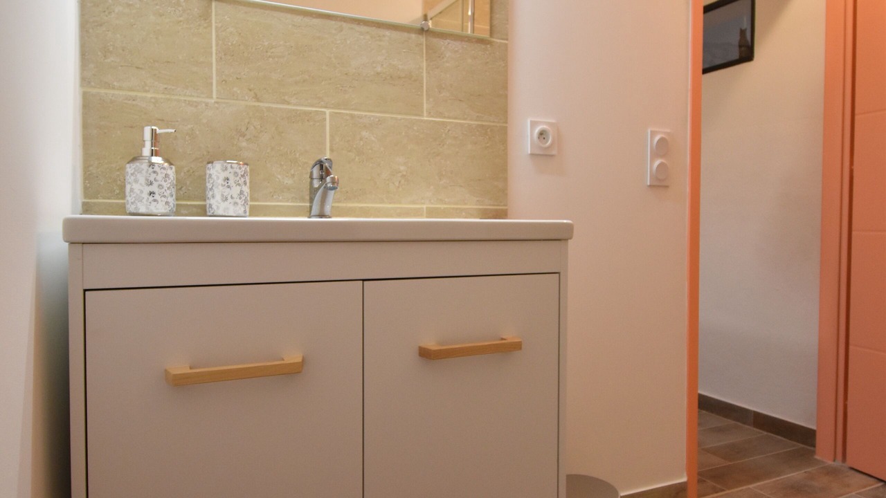 Photo of Bathroom in Remoulins