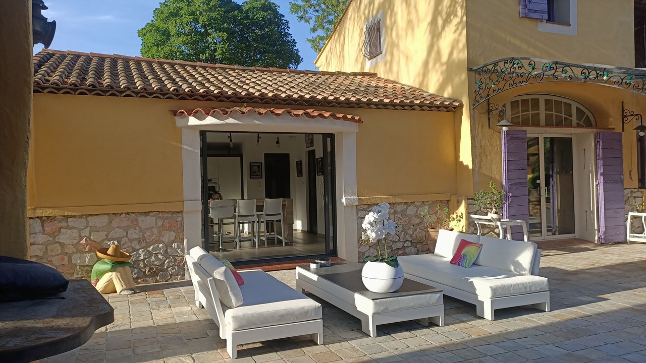 Photo of Patio Balcony in Gemenos