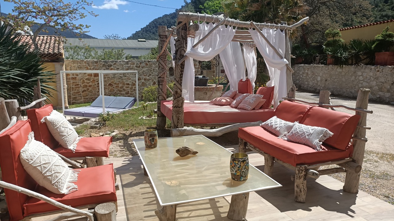 Photo of Patio Balcony in Gemenos