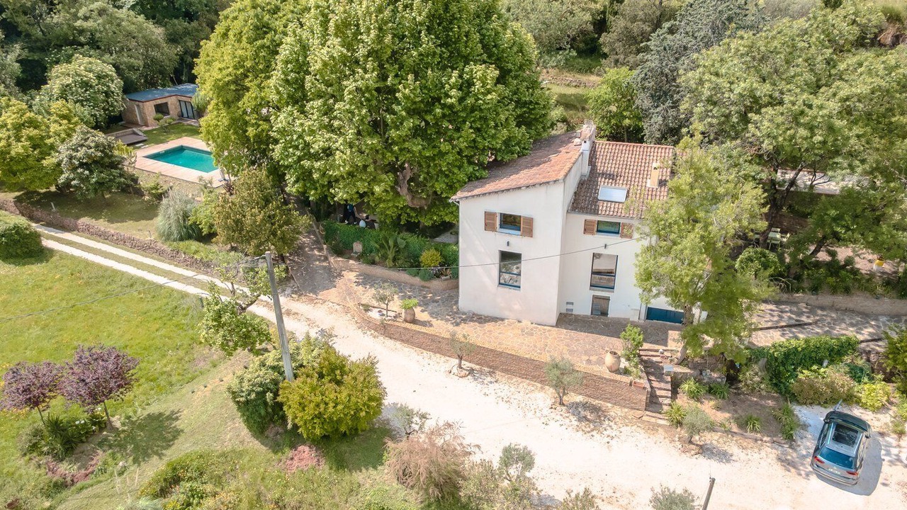 Photo of Outdoor in Sollies-Ville