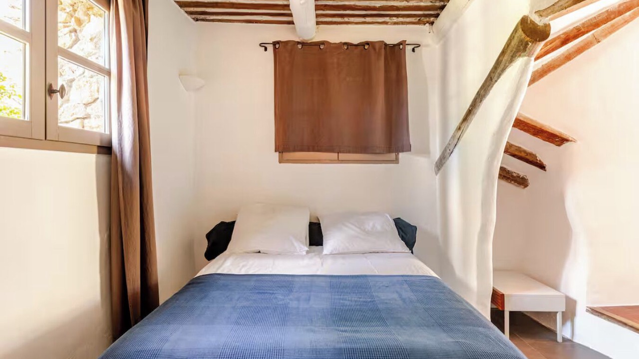 Photo of Bedroom in Bonnieux