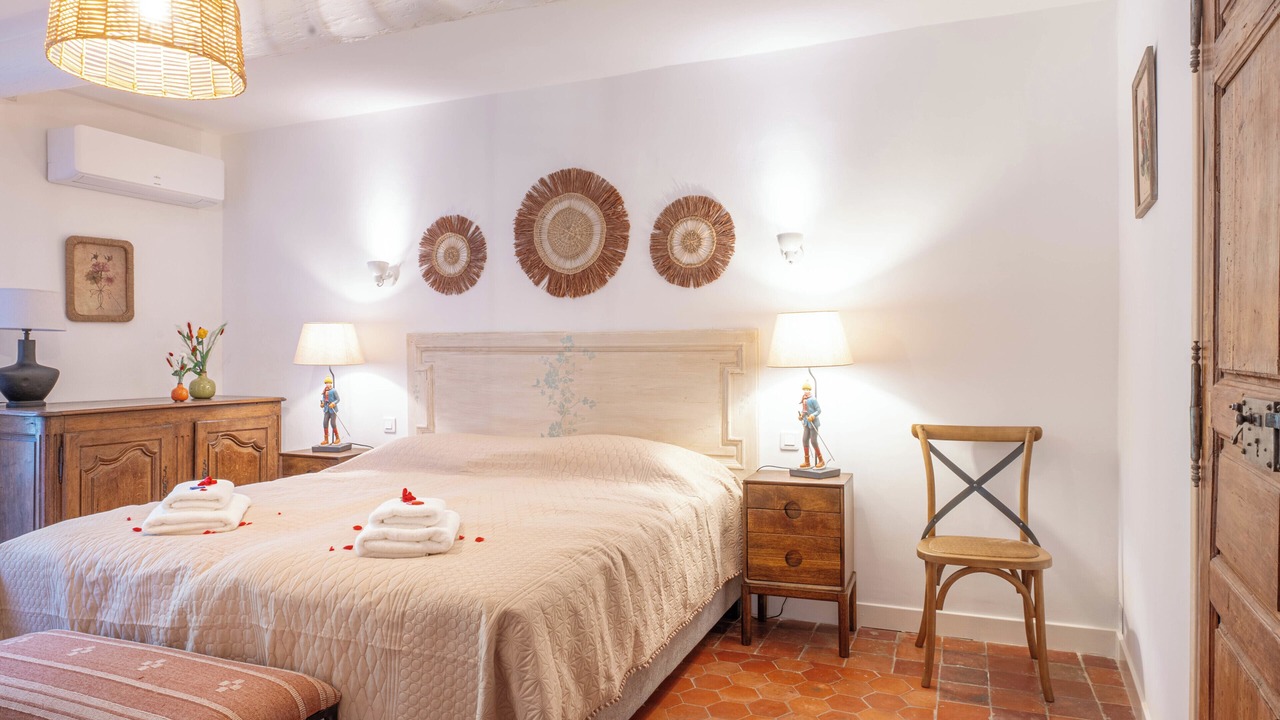 Photo of Bedroom in Roussillon
