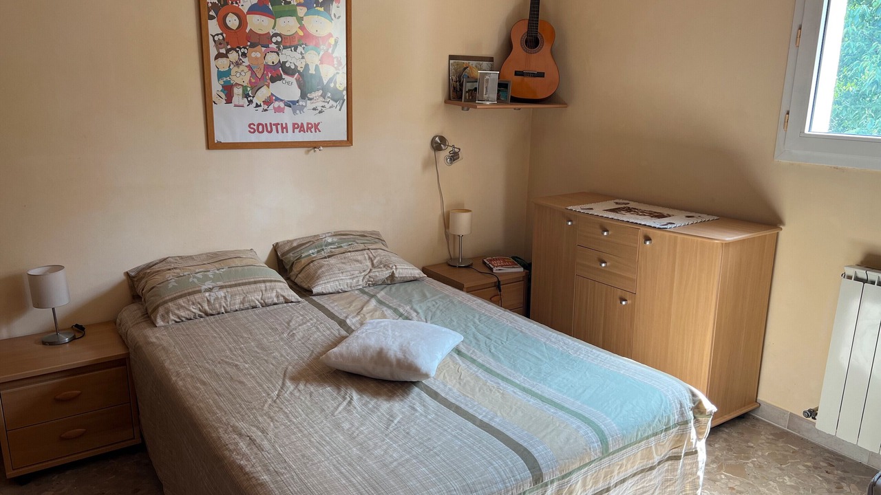 Photo of Bedroom in Chateauneuf-de-Gadagne