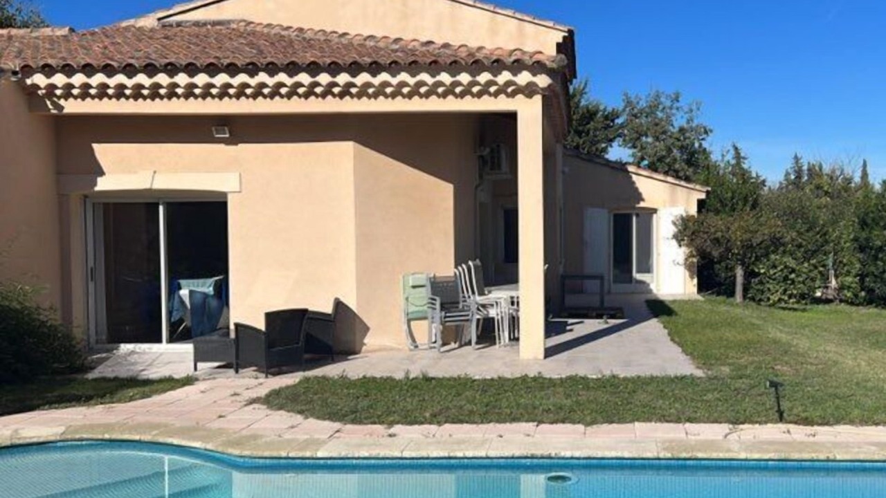 Photo of Outdoor in Chateauneuf-de-Gadagne