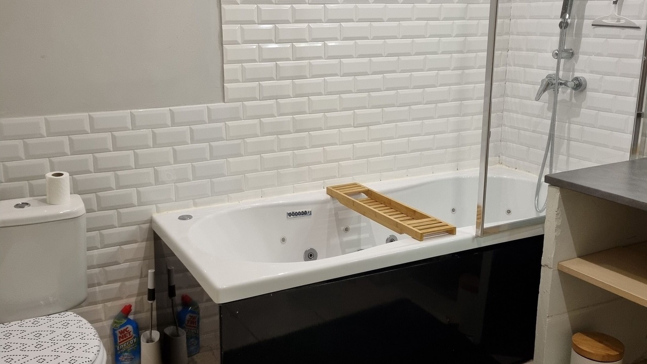 Photo of Bathroom in Chateaurenard