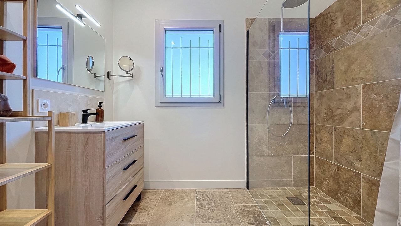 Photo of Bathroom in Lioux