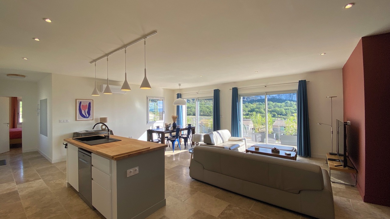 Photo of Livingroom in Lioux