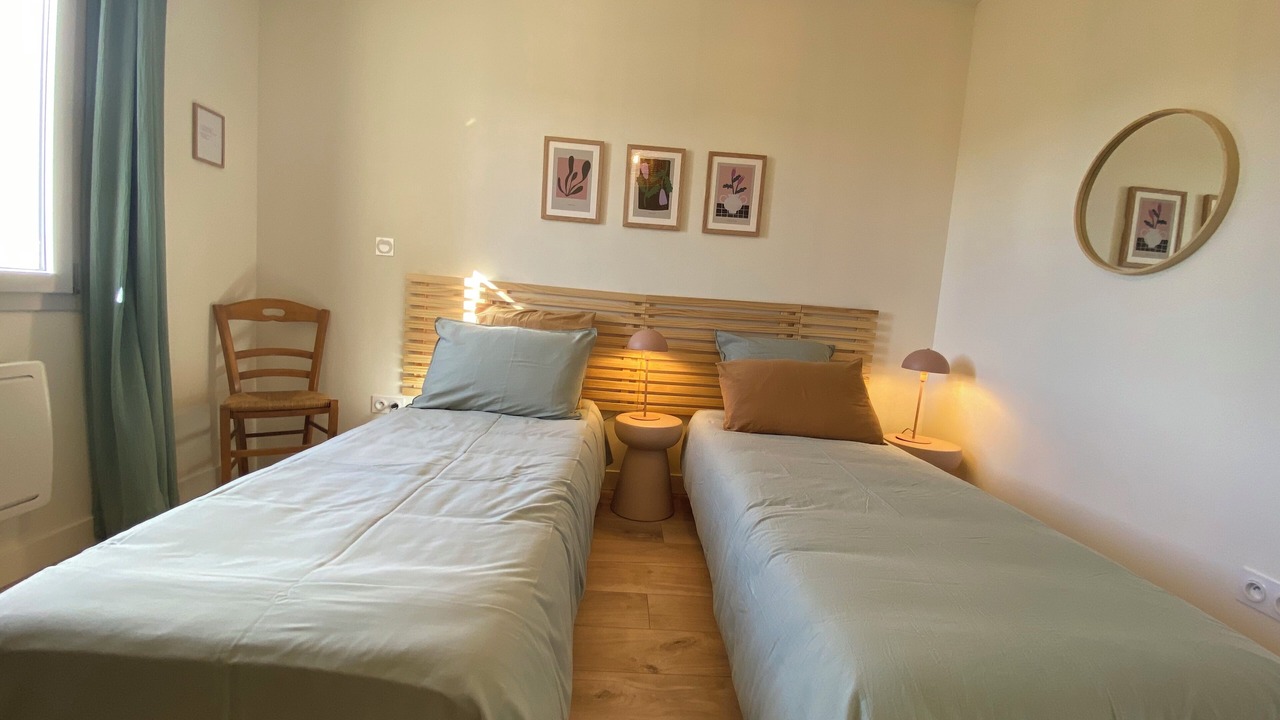 Photo of Bedroom in Lioux