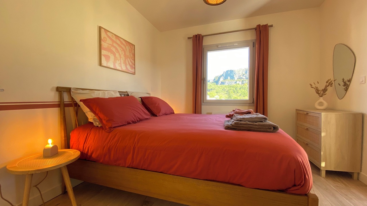 Photo of Bedroom in Lioux