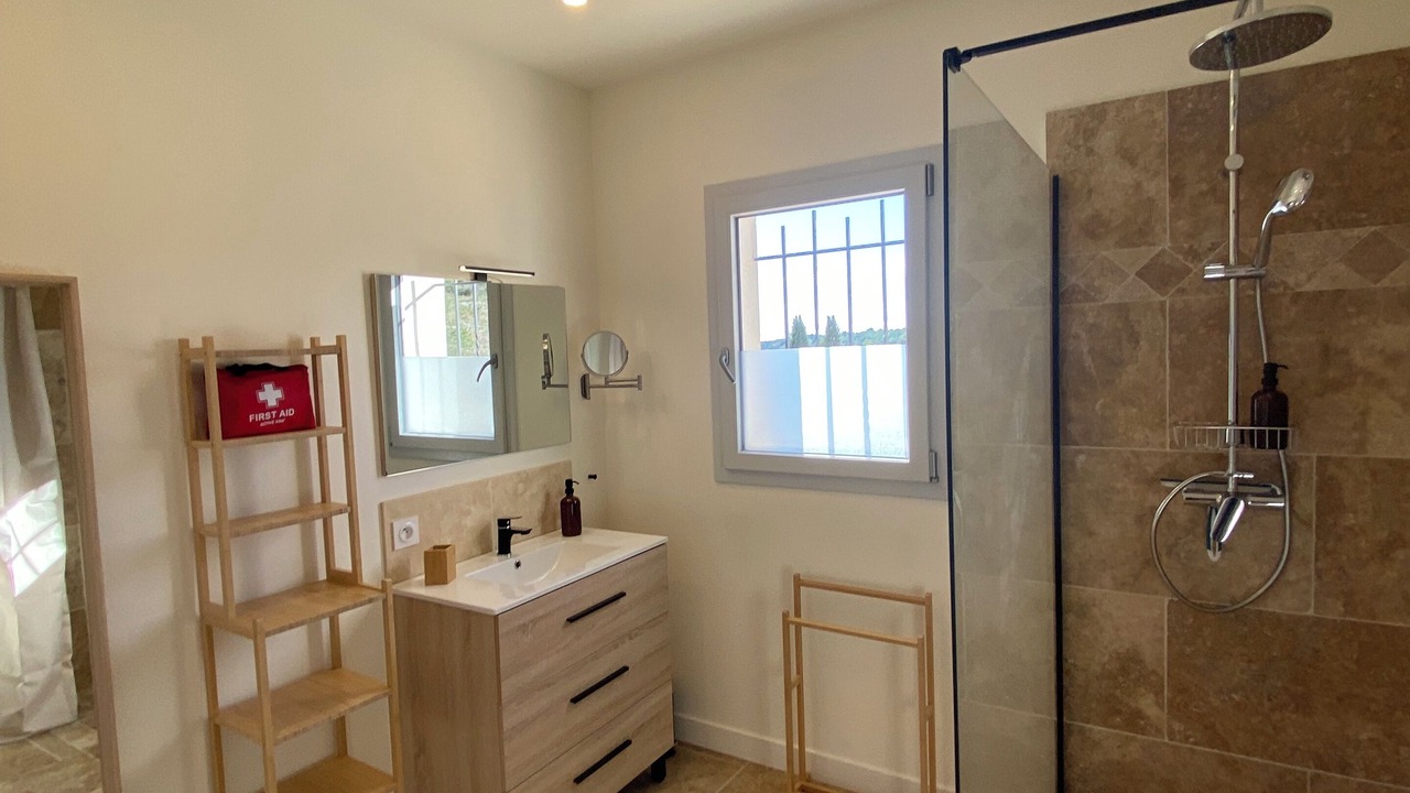 Photo of Bathroom in Lioux
