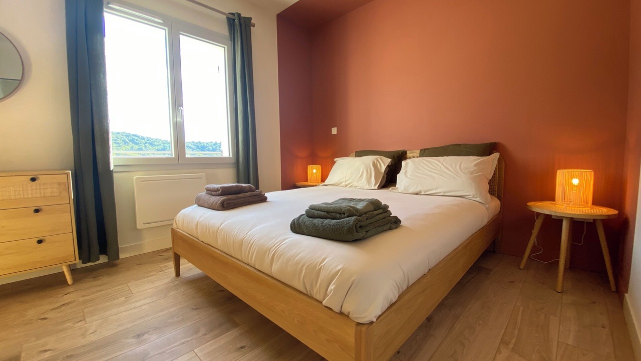 Photo of Bedroom in Lioux
