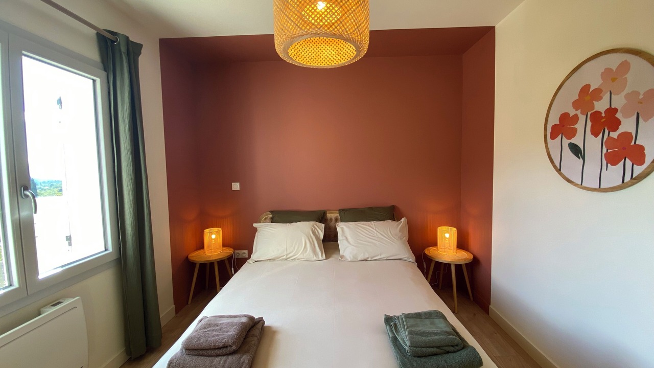 Photo of Bedroom in Lioux