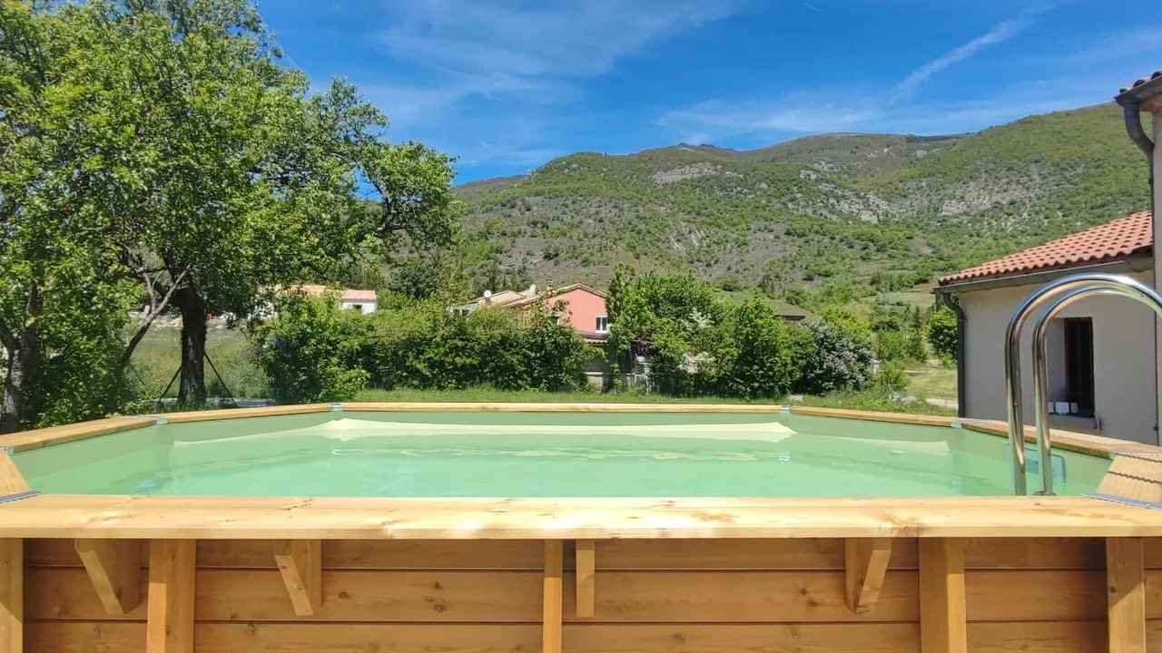 Photo of Outdoor in Les Omergues