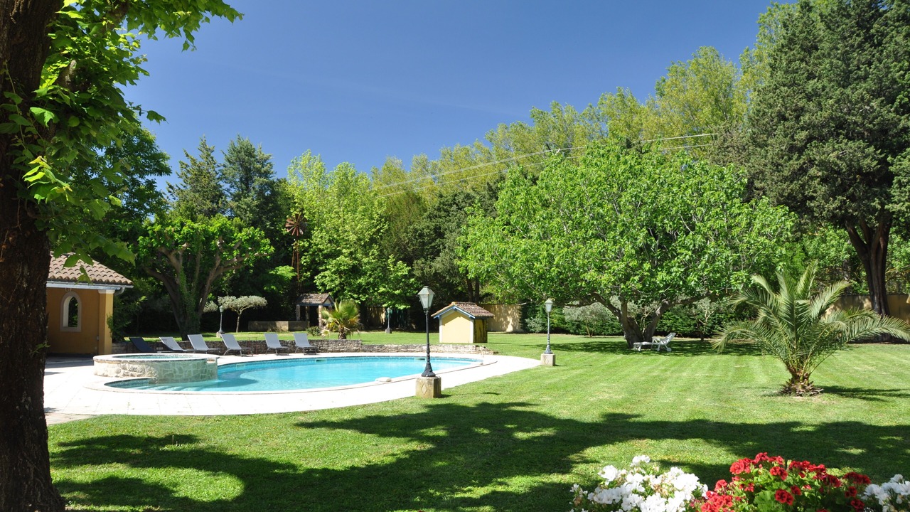 Photo of Outdoor in Entraigues-sur-la-Sorgue
