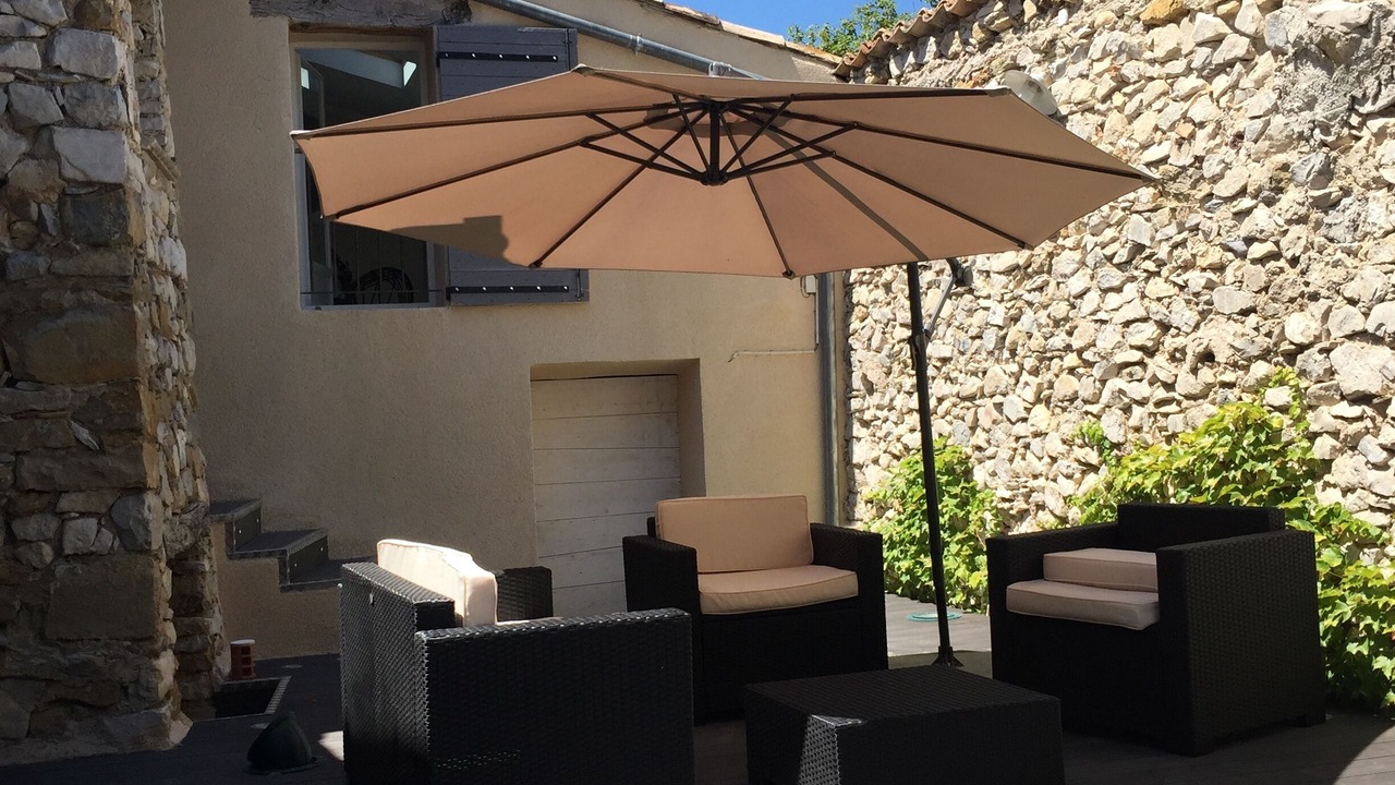 Photo of Patio Balcony in Savoillan