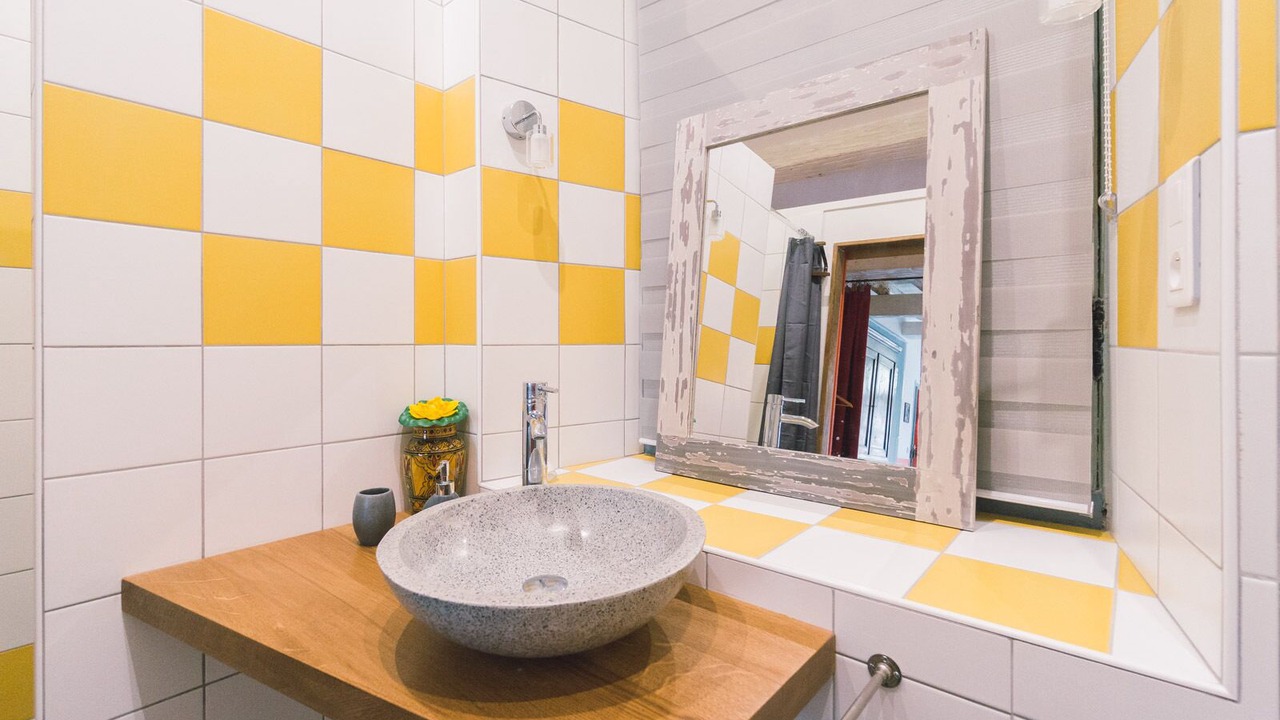 Photo of Bathroom in Arles City Centre