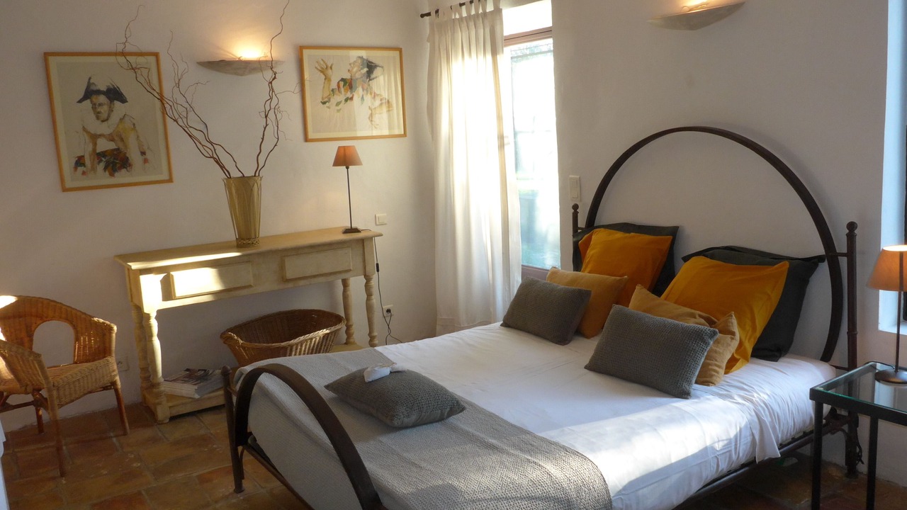 Photo of Bedroom in L'Isle-sur-la-Sorgue