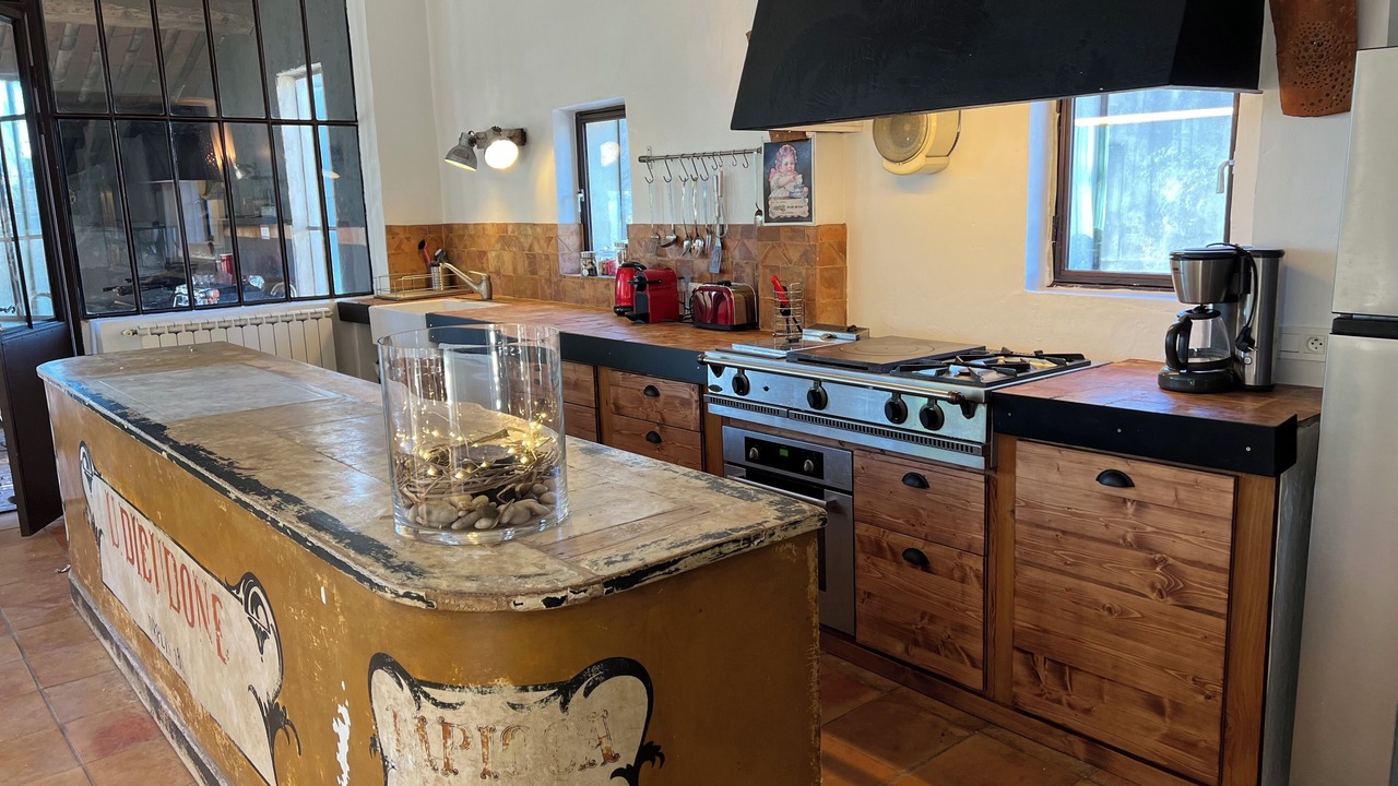 Photo of Kitchen in L'Isle-sur-la-Sorgue