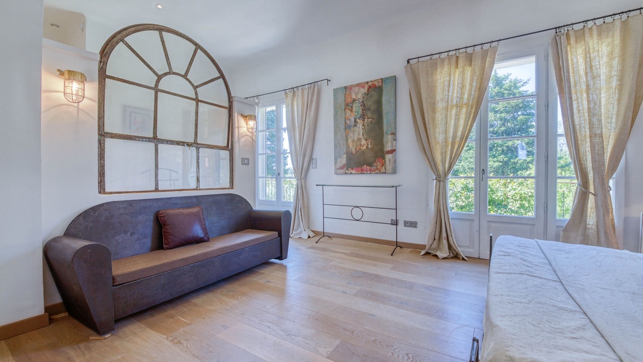 Photo of Bedroom in L'Isle-sur-la-Sorgue