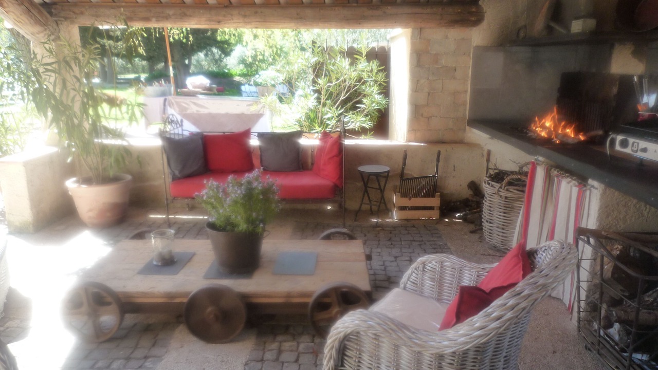 Photo of Patio Balcony in L'Isle-sur-la-Sorgue