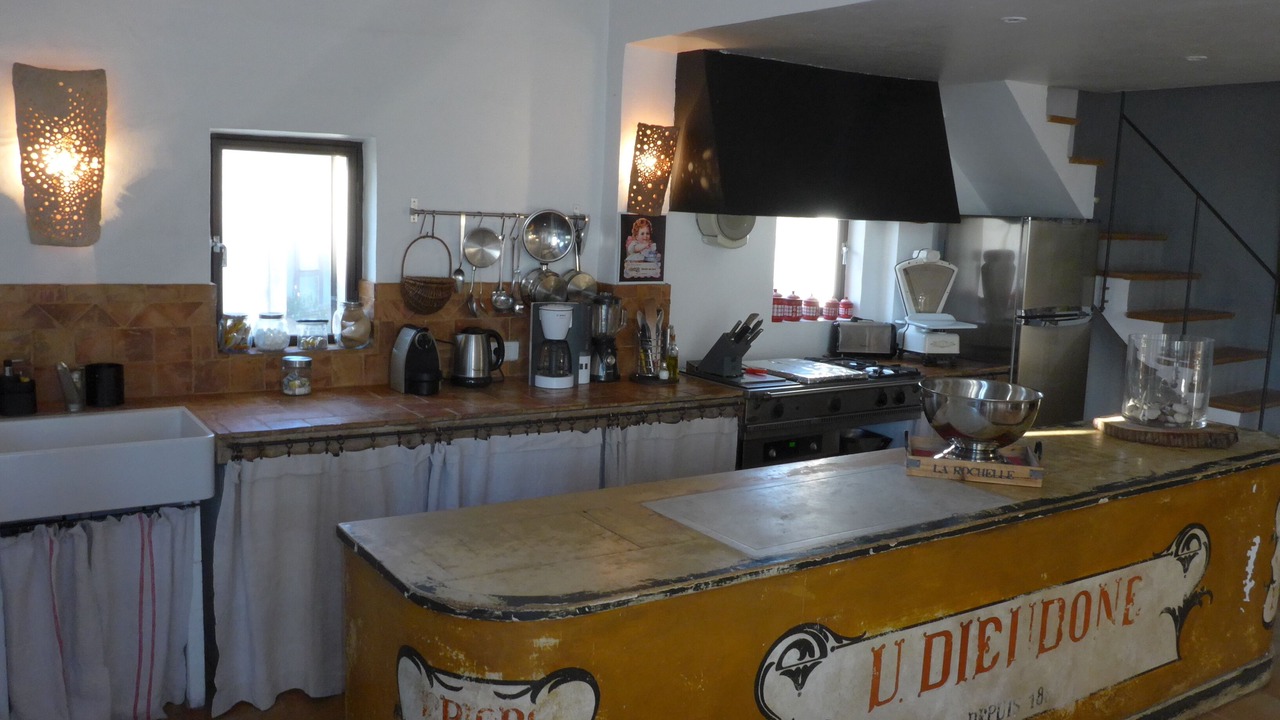 Photo of Kitchen in L'Isle-sur-la-Sorgue