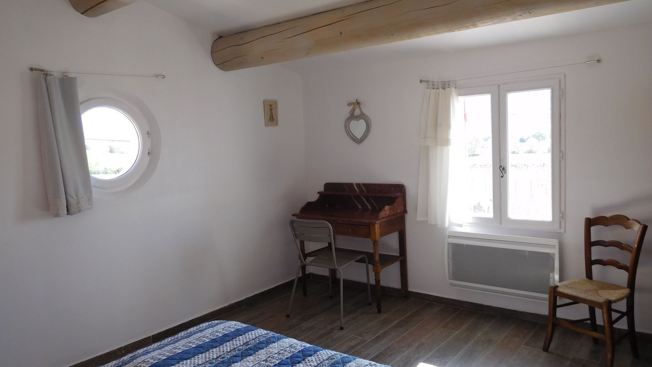 Photo of Bedroom in Saint-Saturnin-les-Apt