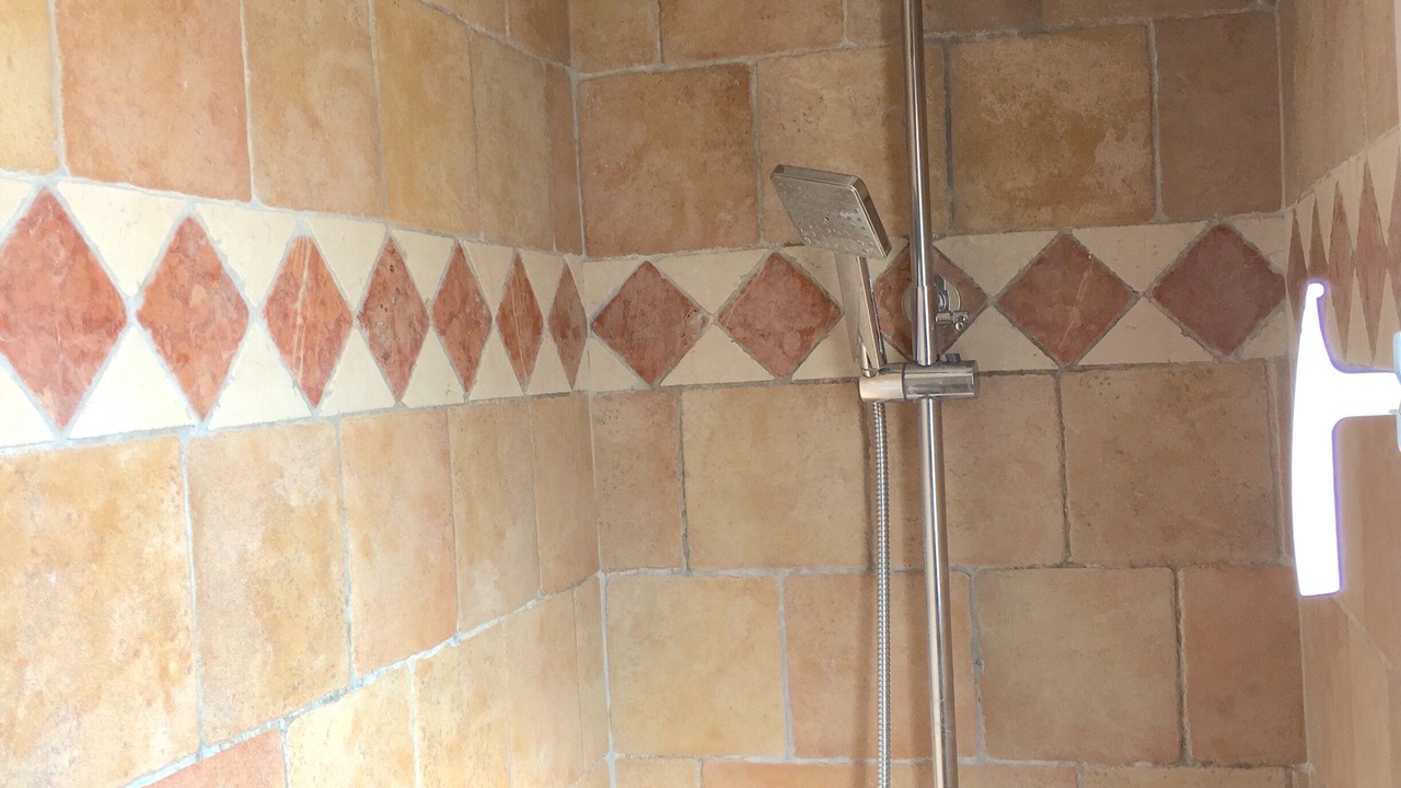Photo of Bathroom in Rochefort-du-Gard
