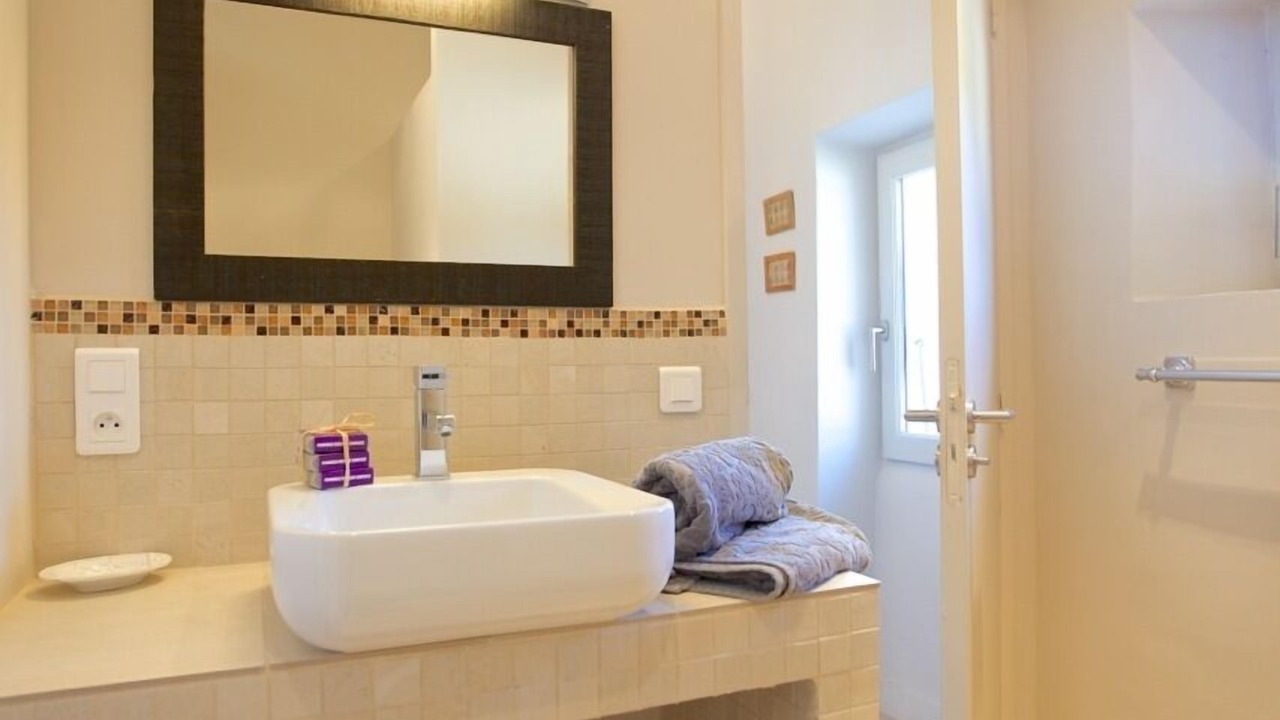Photo of Bathroom in Gordes
