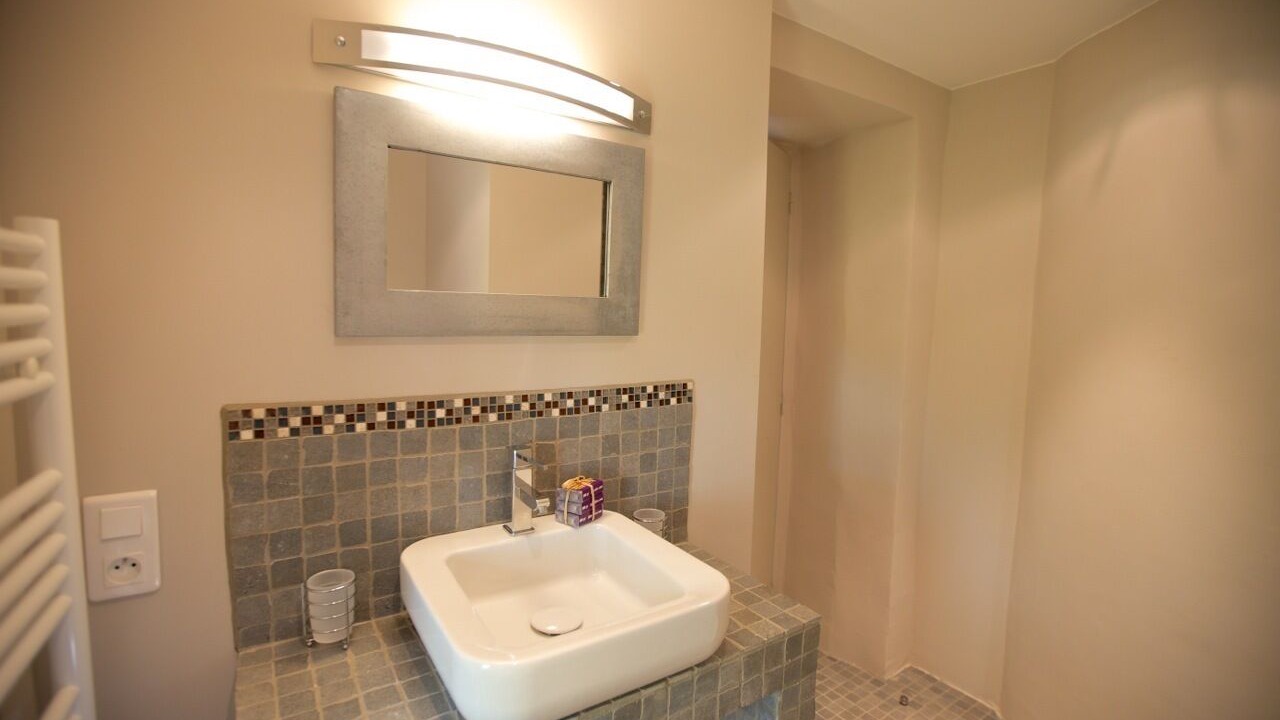 Photo of Bathroom in Gordes