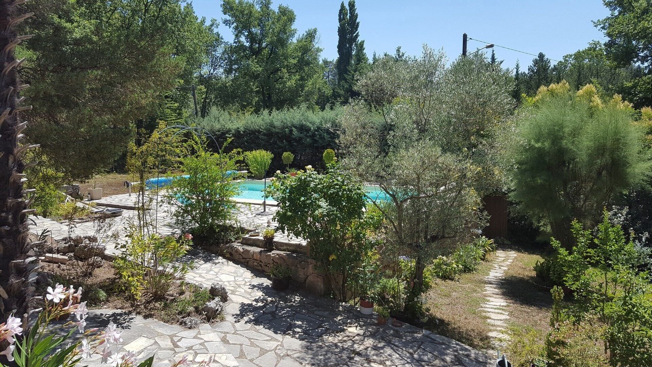 Photo of Outdoor in Pierrevert
