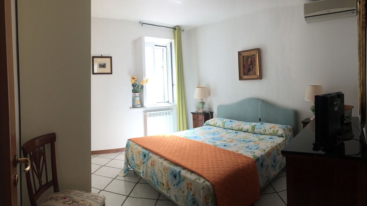 Photo of Bedroom in Erchie