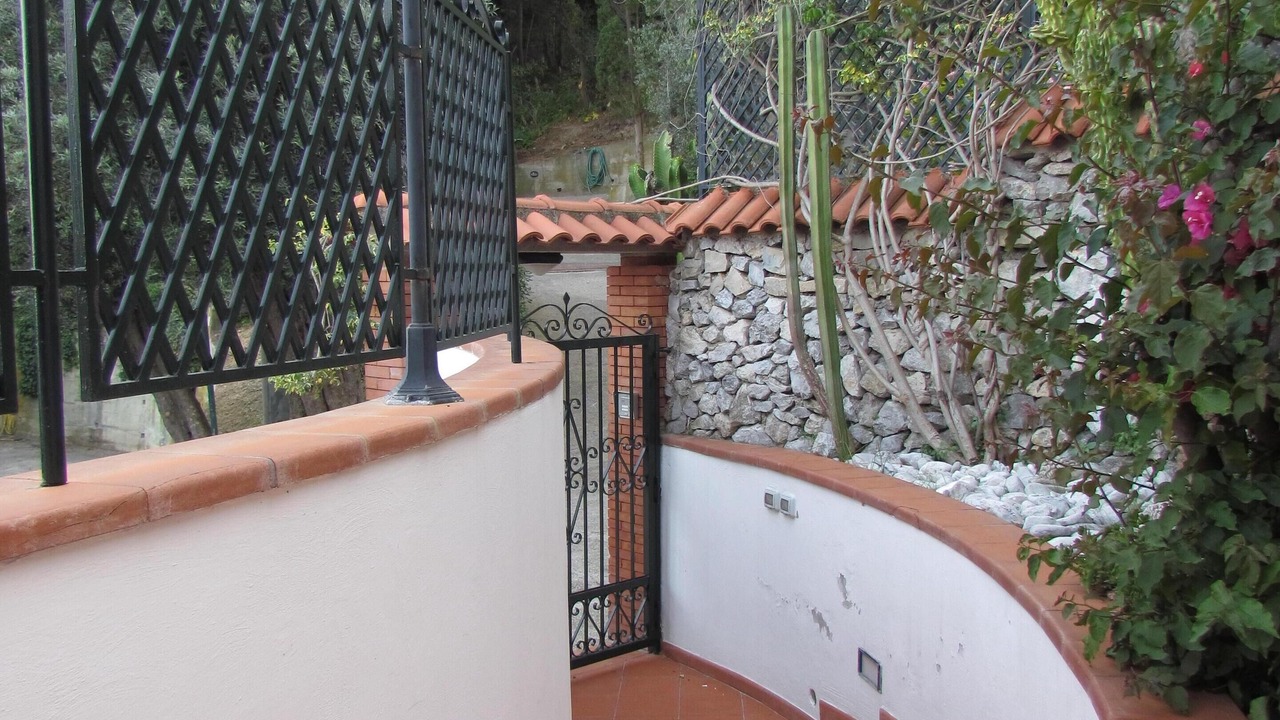 Photo of Outdoor in Erchie