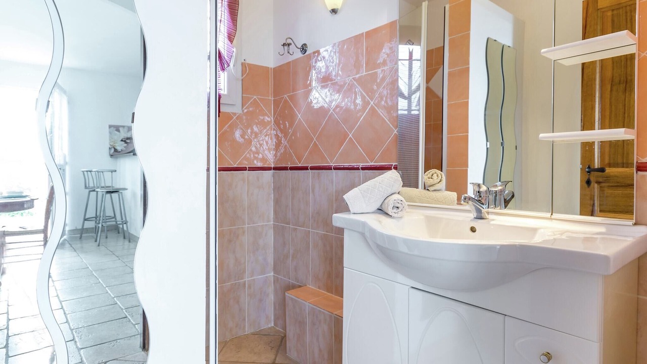 Photo of Bathroom in Aups