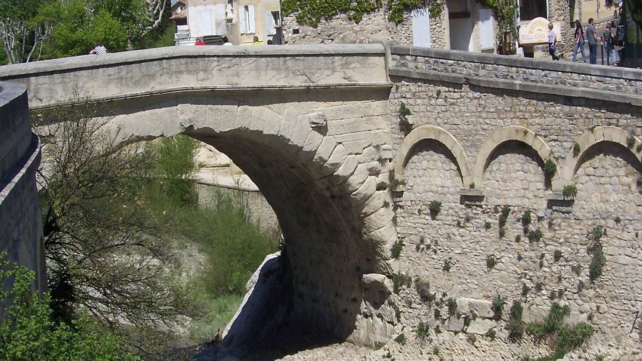 Photo of Others in Vaison-la-Romaine