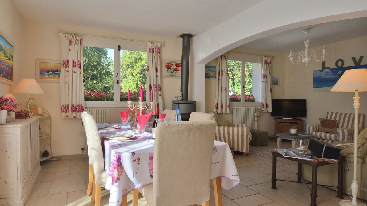 Photo of Livingroom in Gareoult