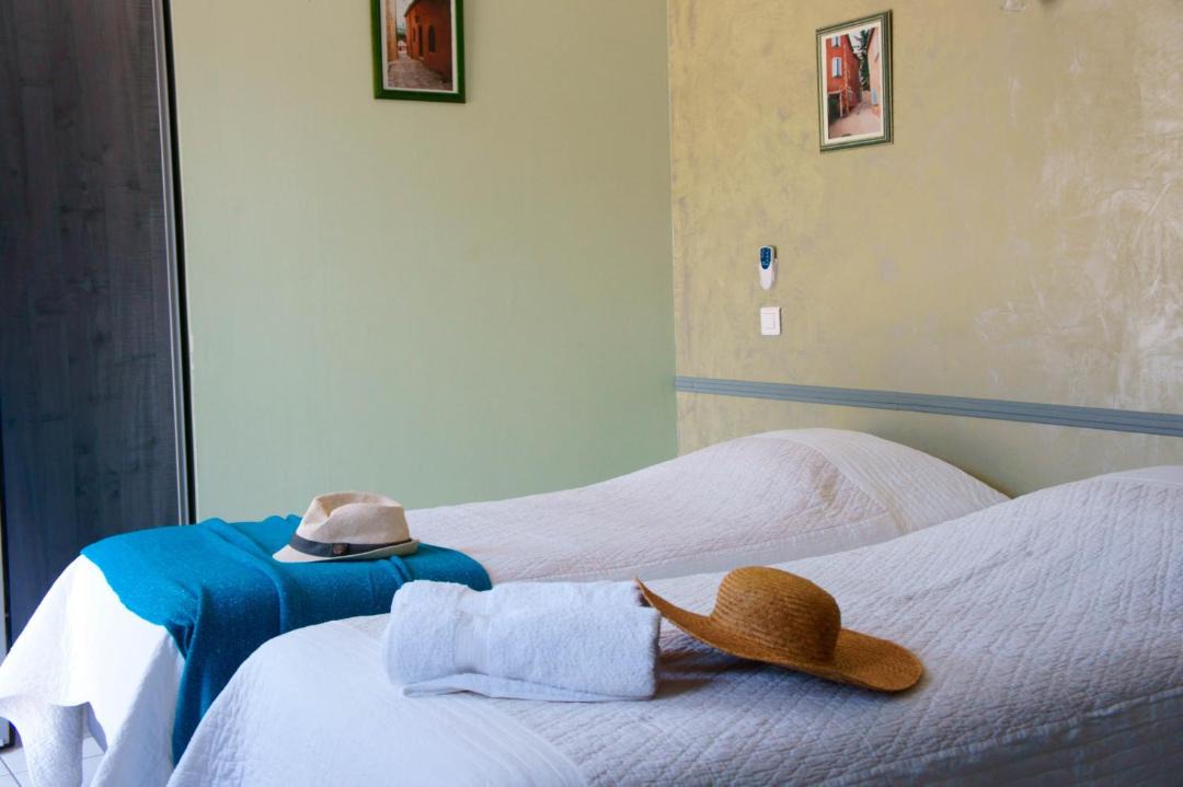 Photo of Bedroom in Loriol-du-Comtat