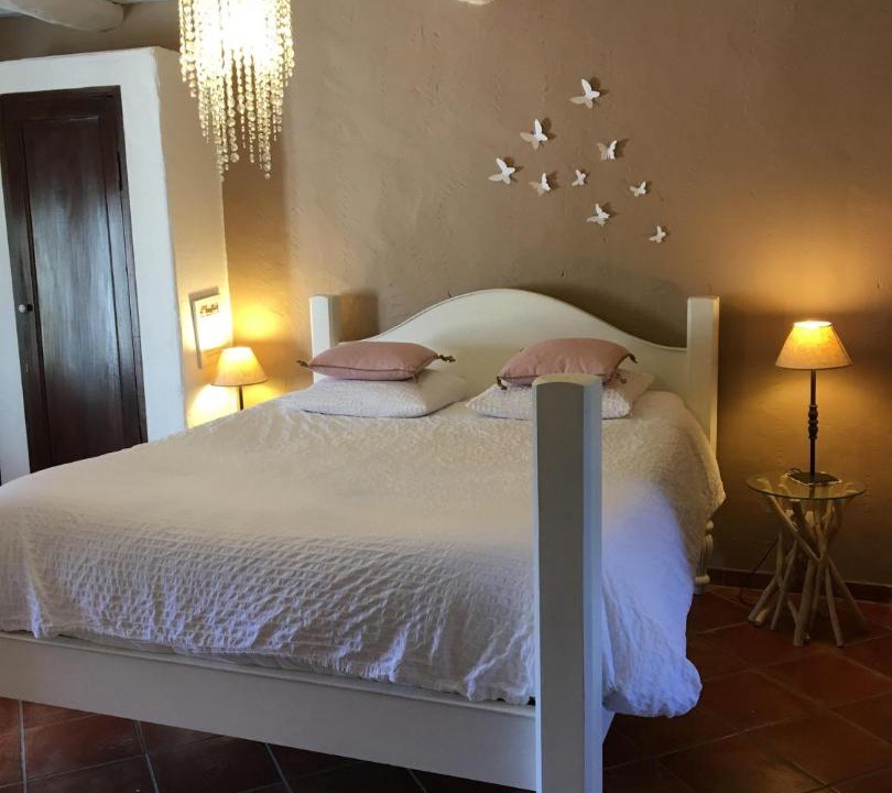 Photo of Bedroom in Orange