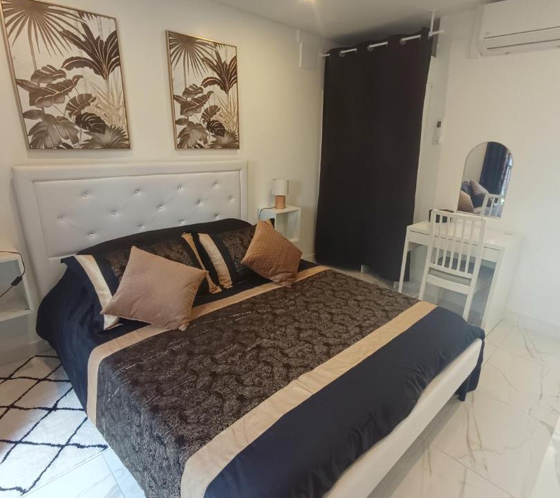 Photo of Bedroom in Morieres-les-Avignon