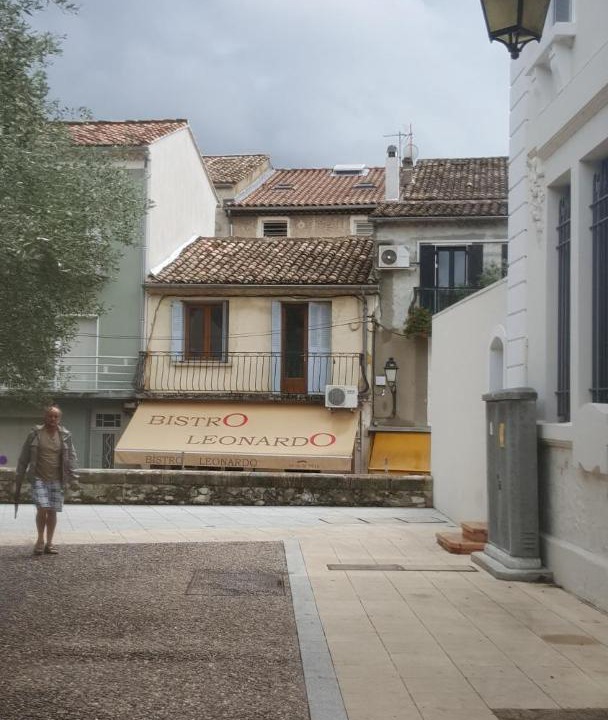 Photo of Buildings in Vaison-la-Romaine
